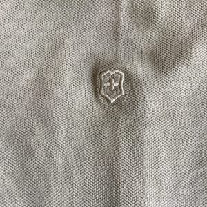 Mens Victorinox Short Sleeved Golf Polo Shirt- Medium 40-42" - Image 4